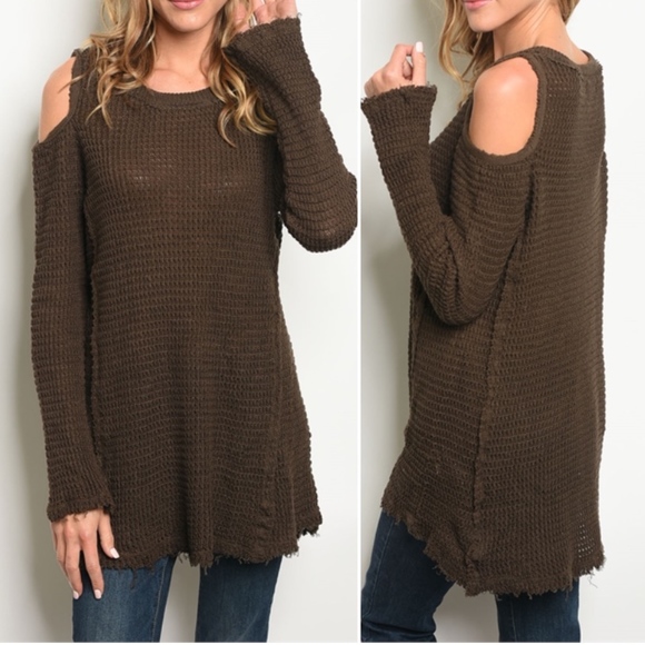 Trend Setter Diva Boutique item Sweaters - Long sleeve cold shoulder knit sweater